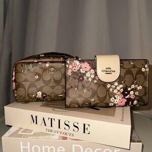 Coach Brown Floral Women's Bag Set